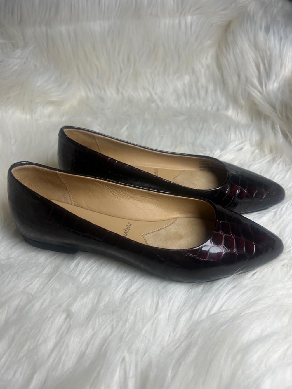 Trotters Ballet Flats Women's Size 7 M Estee Pointed Toe Croc Embossed Signature